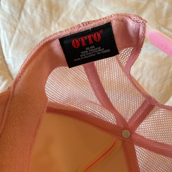 Cute Trucker Hat - Picture 3 of 3